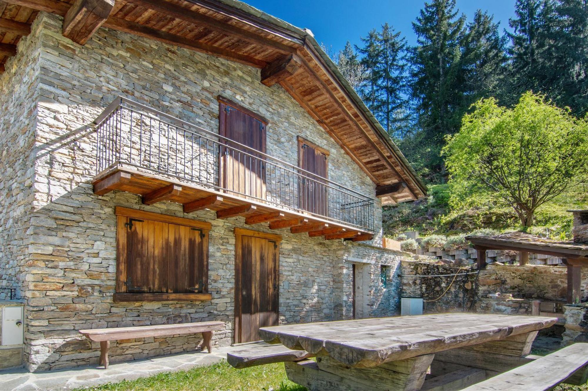 Lake And Mountain Holiday Sacco  Εξωτερικό φωτογραφία
